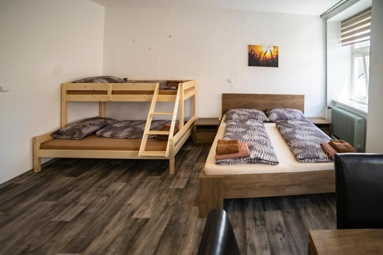 Apartmany Nezarka A Privatni Wellness Jindřichŭv Hradec Exteriör bild