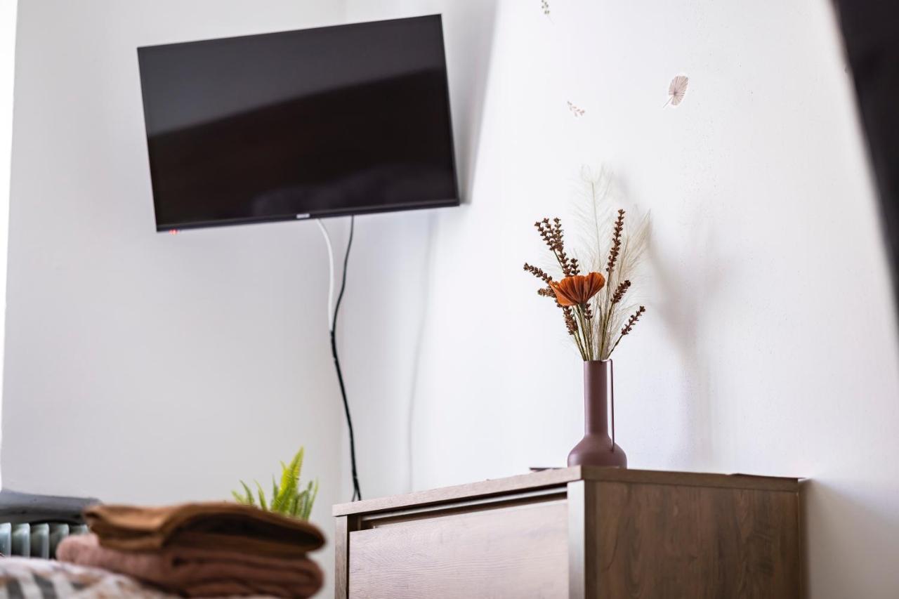 Apartmany Nezarka A Privatni Wellness Jindřichŭv Hradec Exteriör bild