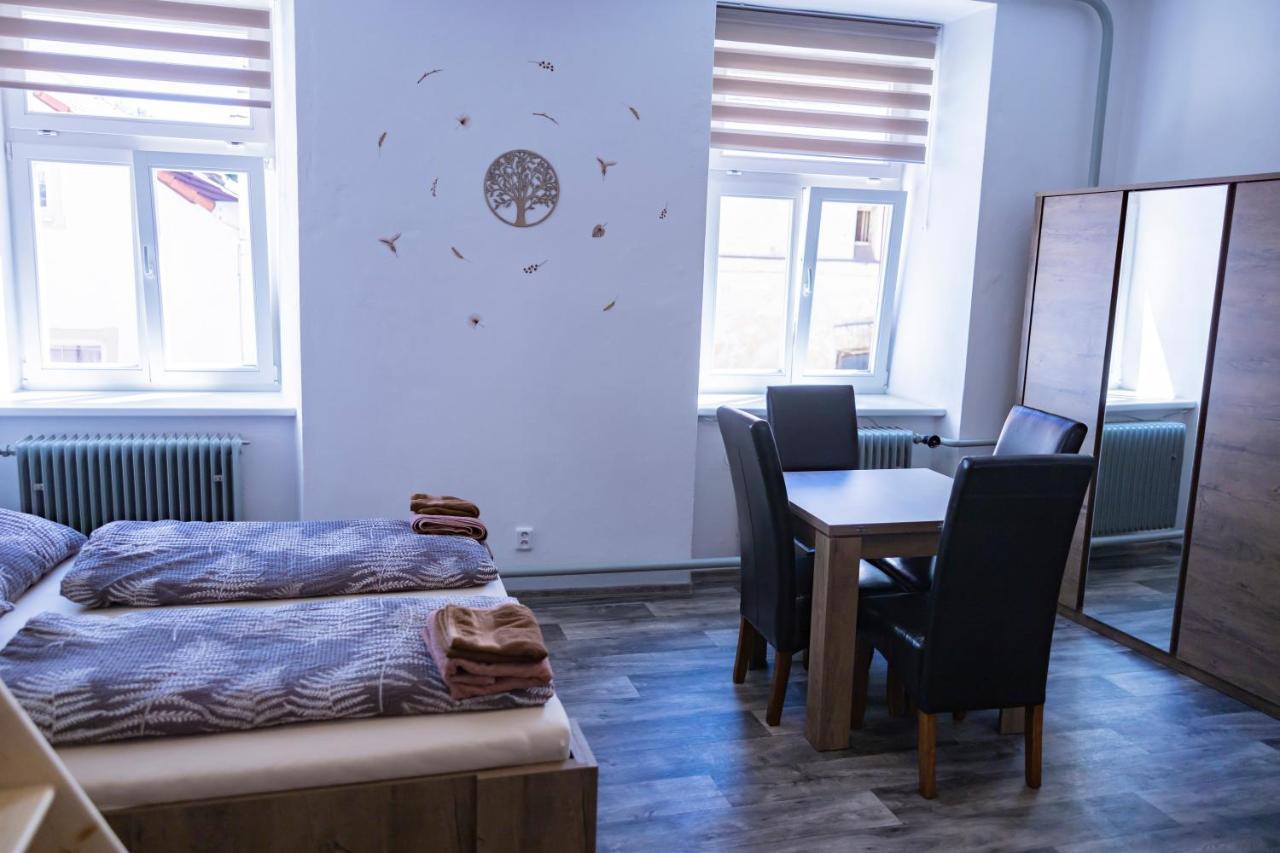 Apartmany Nezarka A Privatni Wellness Jindřichŭv Hradec Exteriör bild