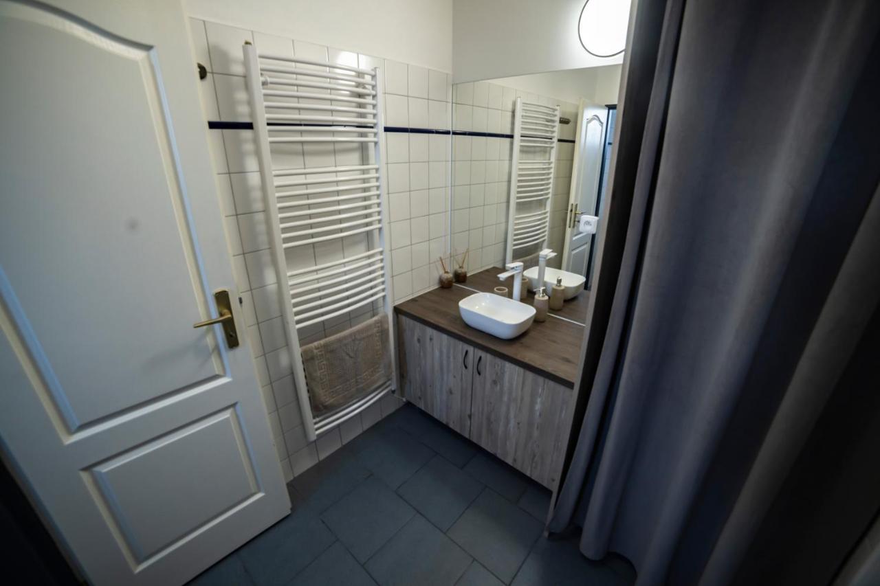 Apartmany Nezarka A Privatni Wellness Jindřichŭv Hradec Exteriör bild