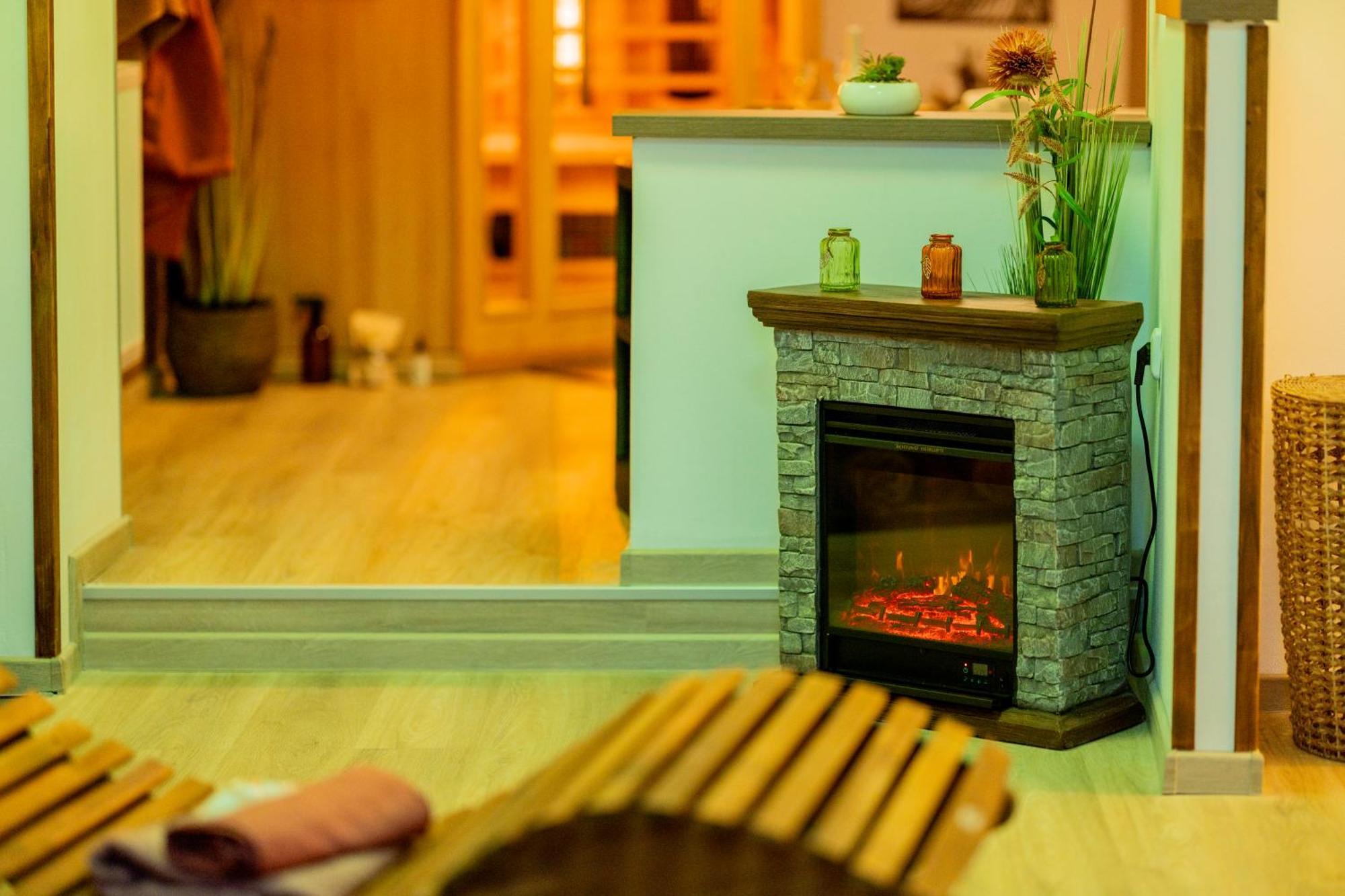 Apartmany Nezarka A Privatni Wellness Jindřichŭv Hradec Exteriör bild