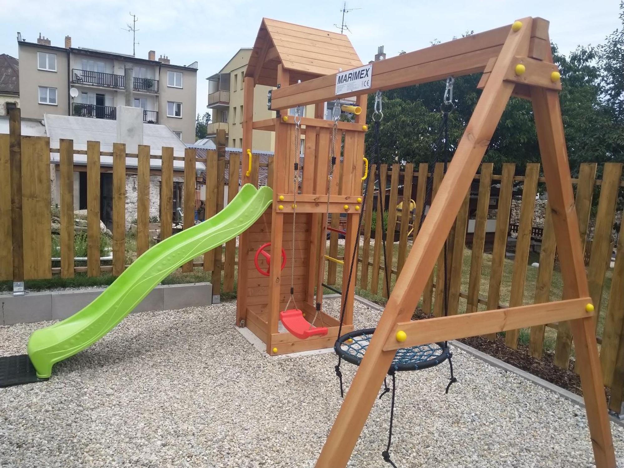 Apartmany Nezarka A Privatni Wellness Jindřichŭv Hradec Exteriör bild